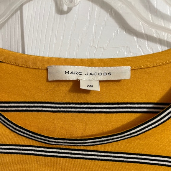 Marc Jacobs yellow cropped tee size XS - Picture 2 of 2
